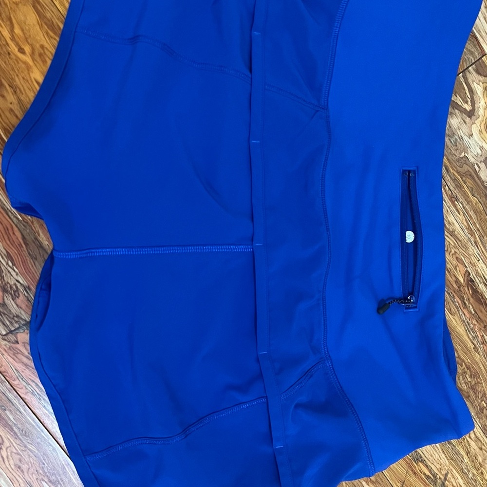 Lululemon speed up mid rise 4 in short with lining, back zip pocket,front pocket